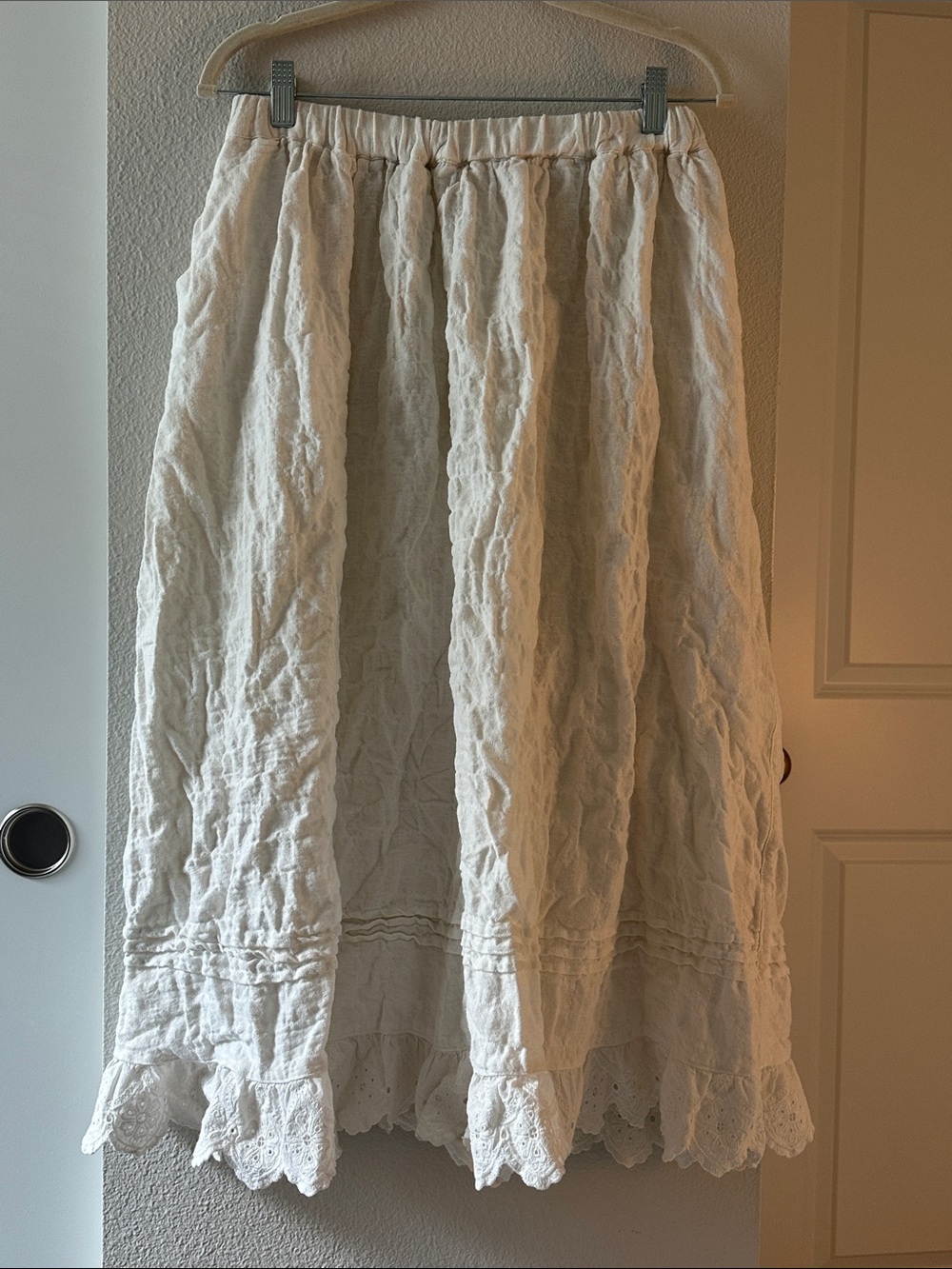 Cream Eyelet-Trim Midi Skirt